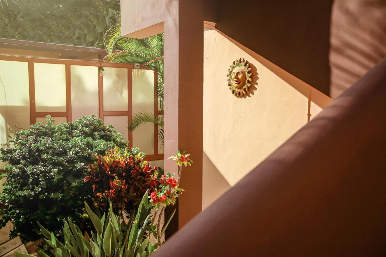 Casa Saab Aparthotel Playa del Carmen Buitenkant foto